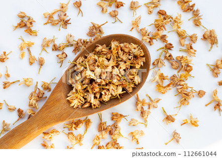 Dried herbal jasmine flowet tea Dried herbal jasmine flowet tea 112661044