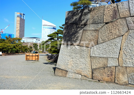 [香川縣] 玉藻公園、高松城跡增形石雕、Sunport 高松 112663424