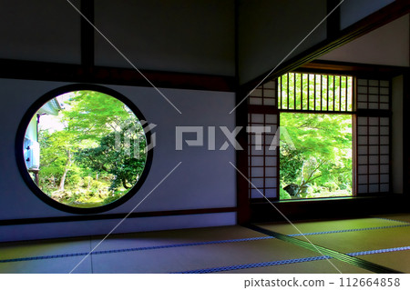 [京都]春天的源光庵，鮮綠明亮，啟蒙之窗/迷茫之窗 112664858