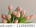 粉紅色的鬱金香 112664991