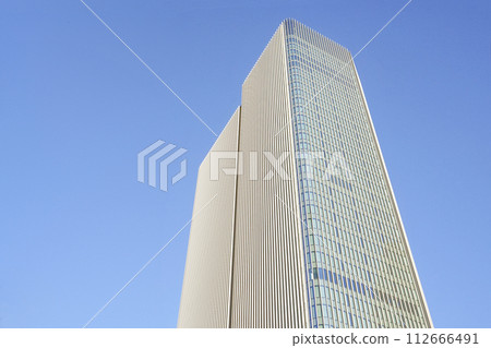 office building  112666491