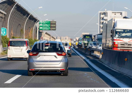 公路駕駛圖片 112666680