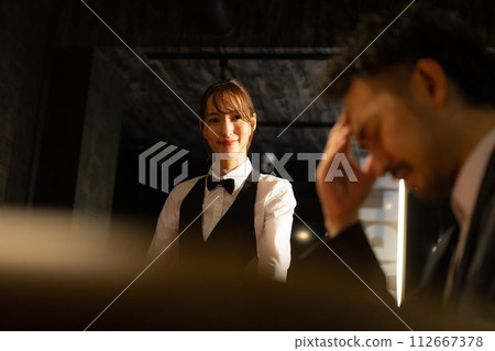 Man loses at roulette casino 112667378