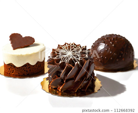 各類小裝飾巧克力蛋糕 各類小裝飾巧克力蛋糕 112668392