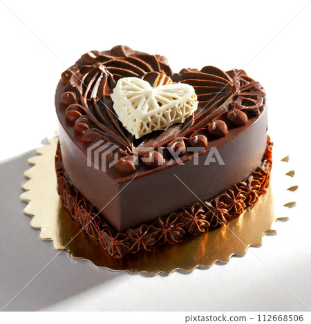 Three-dimensional and artistic chocolate cake decoration Three-dimensional and artistic chocolate cake decoration 112668506