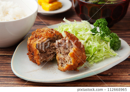 Set meal cutlets 112668965