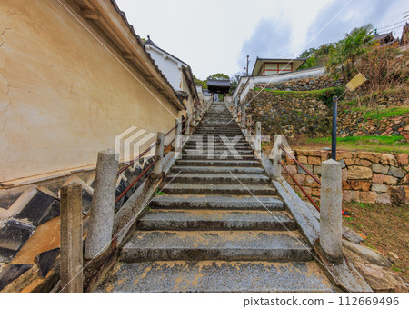Saihoji Temple, stone stairs after the rain (Takehara City, Hiroshima Prefecture) Saihoji Temple, stone stairs after the rain (Takehara City, Hiroshima Prefecture) 112669496