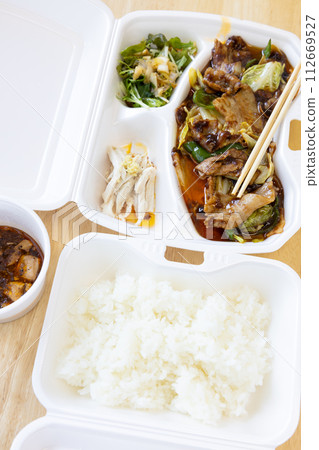 美味的中餐，雙鍋肉 112669527