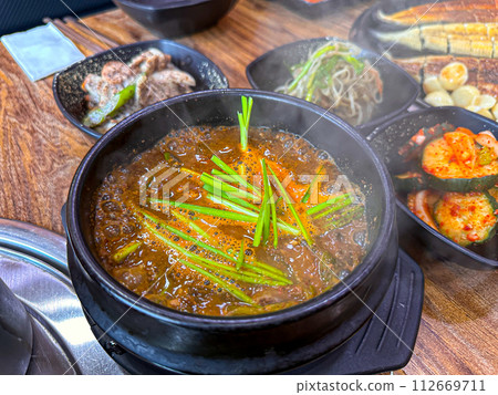 Korea style Spicy Eel Stew 112669711