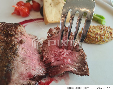 a gourmet beef steak plate 112670067