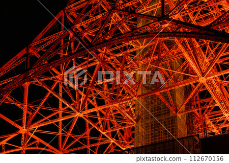tokyo tower night view night light up 112670156