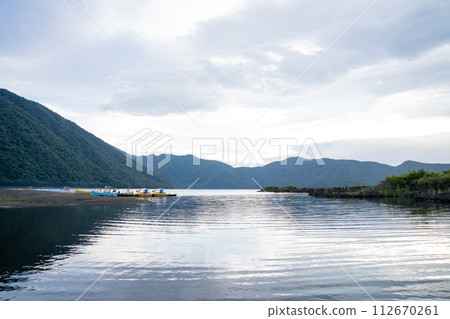 sky mountain lake scenery scenery water surface silence 112670261