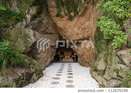 鳥居神社 安岩戶神龍神社 淡路島能量點 鳥居神社 安岩戶神龍神社 淡路島能量點 112670298