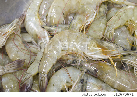 fresh shrimp, seafood It is an economic animal that is widely popular. All countries consume 112670671