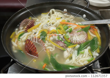 Korea food. chopped noodles Seafood kalguksu 112671357
