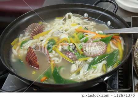 Korea food. chopped noodles Seafood kalguksu Korea food. chopped noodles Seafood kalguksu 112671370