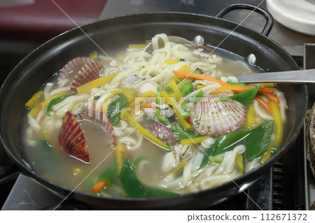 Korea food. chopped noodles Seafood kalguksu Korea food. chopped noodles Seafood kalguksu 112671372
