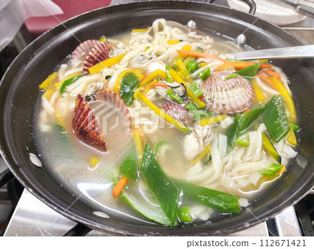 Korea food. chopped noodles Seafood kalguksu Korea food. chopped noodles Seafood kalguksu 112671421