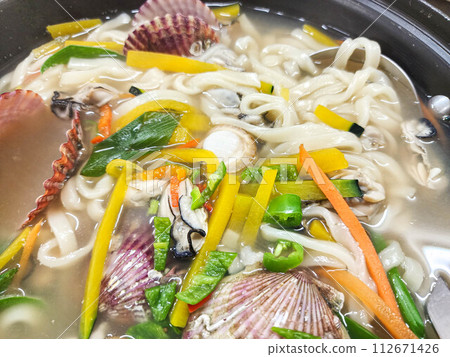 Korea food. chopped noodles Seafood kalguksu 112671426