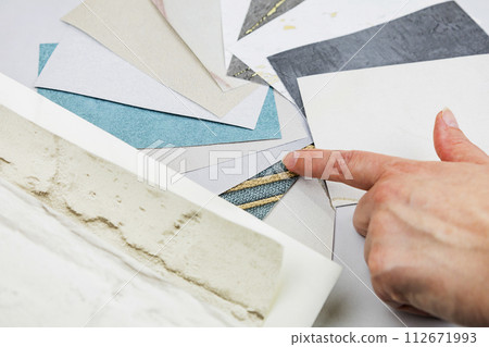 wallpaper selection, wallpaper samples, home renovation, wallpaper selection, wallpaper samples, home renovation, 112671993