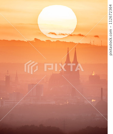 Cologne against sunset, North Rhine Westphalia, Germany 112672364