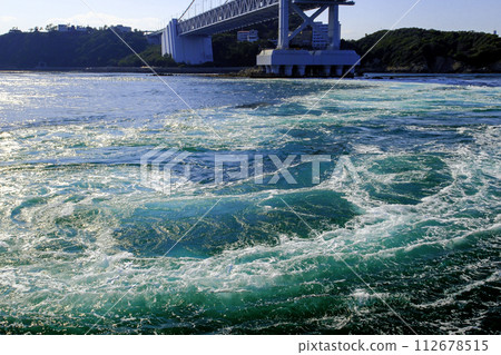 鳴門海峽潮汐11 112678515