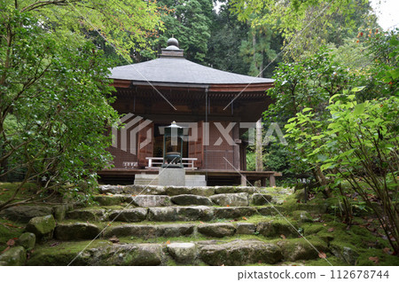 金剛林寺地藏堂 滋賀郡愛知郡愛莊町 112678744