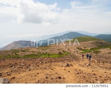 從富士山登山道看到的東小富士 從富士山登山道看到的東小富士 112679952