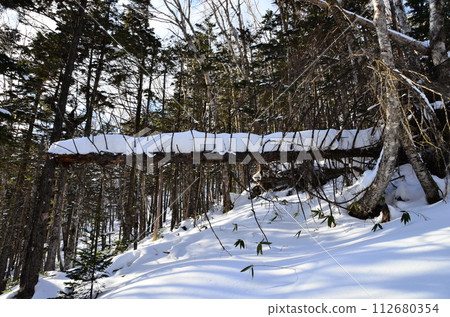 Lake Shikaribetsu is located in Tokachi subprefecture, Eastern Hokkaido, Japan. It hidden up deep in the Daisetsuzan mountains in the middle of the Shikaribetsu volcanic group at an elevation of 810 112680354