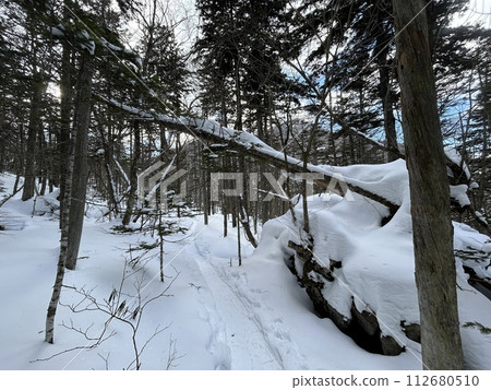 Lake Shikaribetsu is located in Tokachi subprefecture, Eastern Hokkaido, Japan. It hidden up deep in the Daisetsuzan mountains in the middle of the Shikaribetsu volcanic group at an elevation of 810 112680510