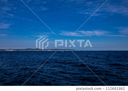 A small island floating in the sea, an island where people can gather, be healed, refreshed, and generate vitality for tomorrow. A small island floating in the sea, an island where people can gather, be healed, refreshed, and generate vitality for tomorrow. 112681862