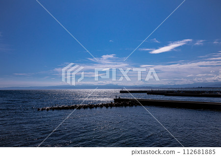 A small island floating in the sea, an island where people can gather, be healed, refreshed, and generate vitality for tomorrow. A small island floating in the sea, an island where people can gather, be healed, refreshed, and generate vitality for tomorrow. 112681885