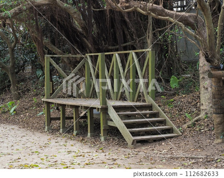 Okinawa Horse Riding Club's horseback riding stage Yomitan Village, Okinawa Prefecture 112682633