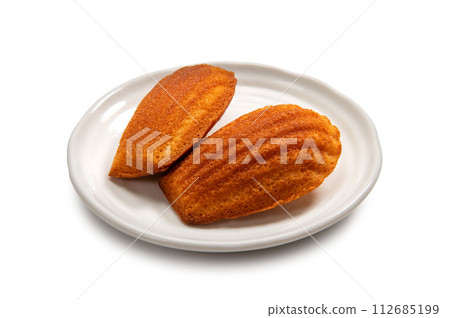 French confectionery, baked confectionery Madeleine French confectionery, baked confectionery Madeleine 112685199
