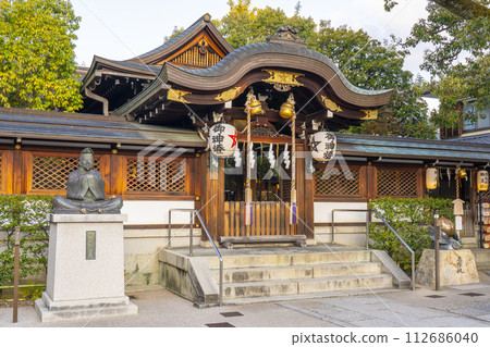 Kyoto Seimei Shrine worship hall/main hall 112686040