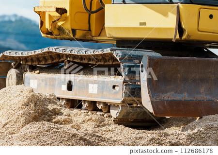 Construction site shovel car Construction site shovel car 112686178