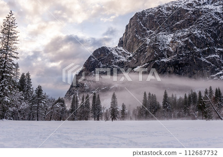 Yosemite valley in winter Yosemite valley in winter 112687732