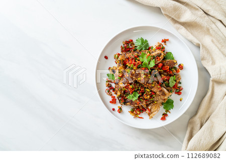 Stir-fried Mantis Shrimp or Crayfish with Chilli and Salt. 112689082