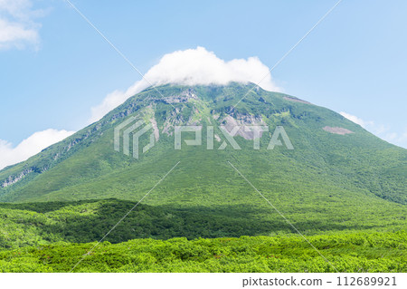Rausu Town, Hokkaido Summer Hokkaido Mt. Rausu on a clear day seen from Shiretoko Pass Rausu Town, Hokkaido Summer Hokkaido Mt. Rausu on a clear day seen from Shiretoko Pass 112689921