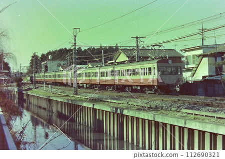 Seibu Railway, 451 series, 461-1442-701 series, Musashiseki-Higashifushimi, January 6, 1979 112690321
