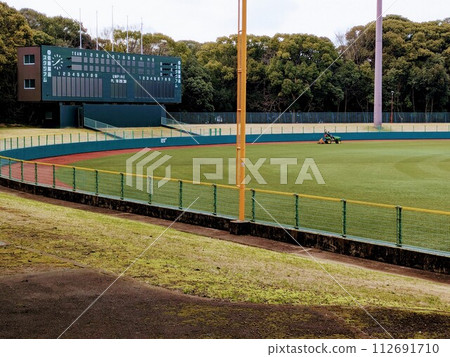 地面維修車 112691710