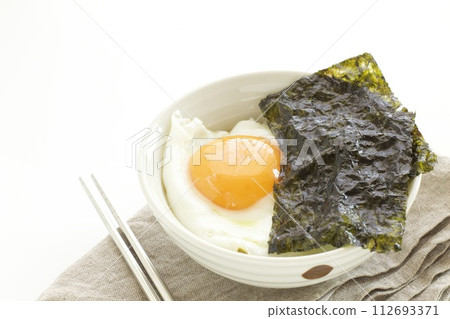 Seaweed and fried egg rice Seaweed and fried egg rice 112693371