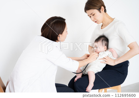 Newborn examination image Newborn examination image 112695600