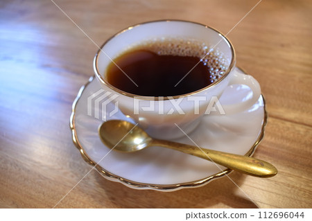 喝咖啡時思考的時刻 喝咖啡時思考的時刻 112696044