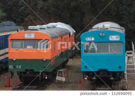 JNR vehicles preserved at Poppo Hill in Chiba Prefecture have been restored to their beautiful appearance JNR vehicles preserved at Poppo Hill in Chiba Prefecture have been restored to their beautiful appearance 112698095