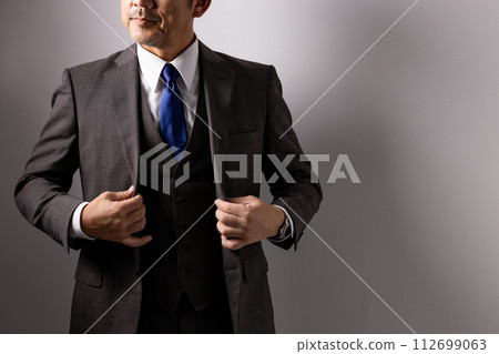 商務男士 112699063