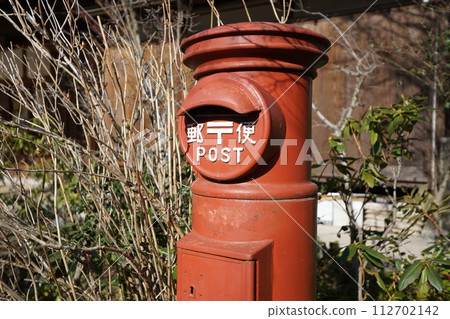 old postbox in the countryside old postbox in the countryside 112702142