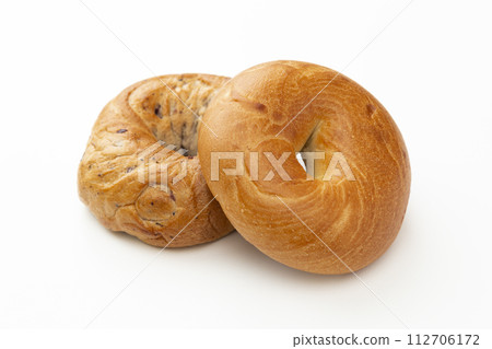 bagel bread on white background 112706172