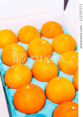 Boxed mandarin oranges for gifts [Image of citrus hometown tax donation] 112707171