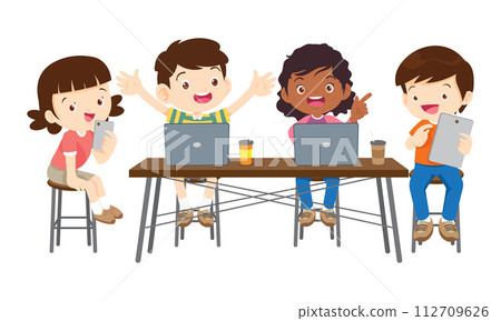 kids on online learning education courses 112709626